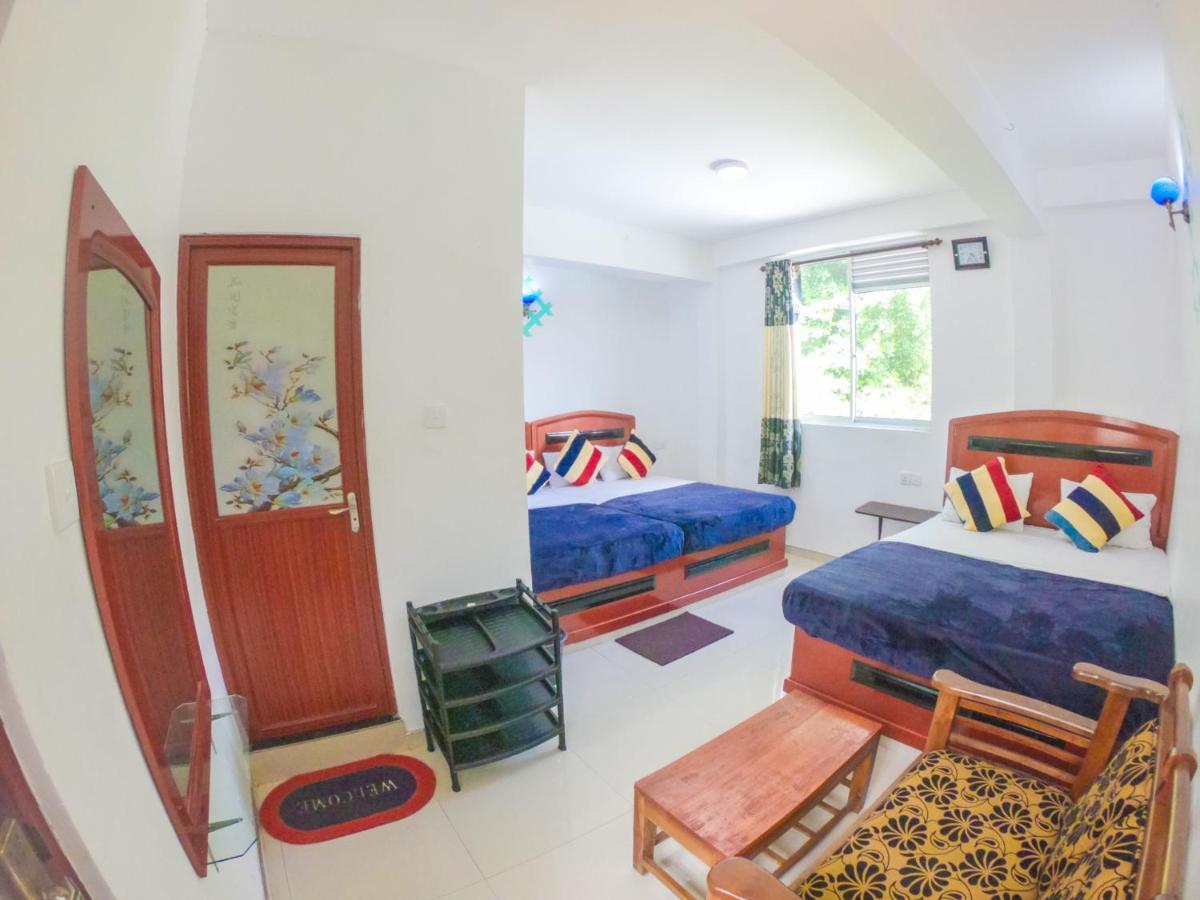 Siumi Rest Hotell Nallathanniya Exteriör bild
